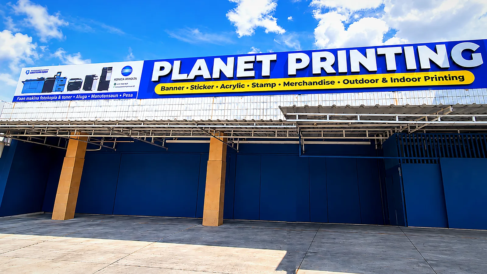 Planet Printing workshop and storefront on Rua Avenida 20 de Maio, Audian, Dili